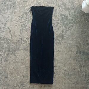 Stunning midnight blue body-con hello Molly dress